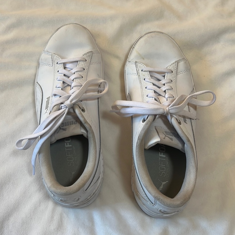 Puma white sneakers. Size 8.5
